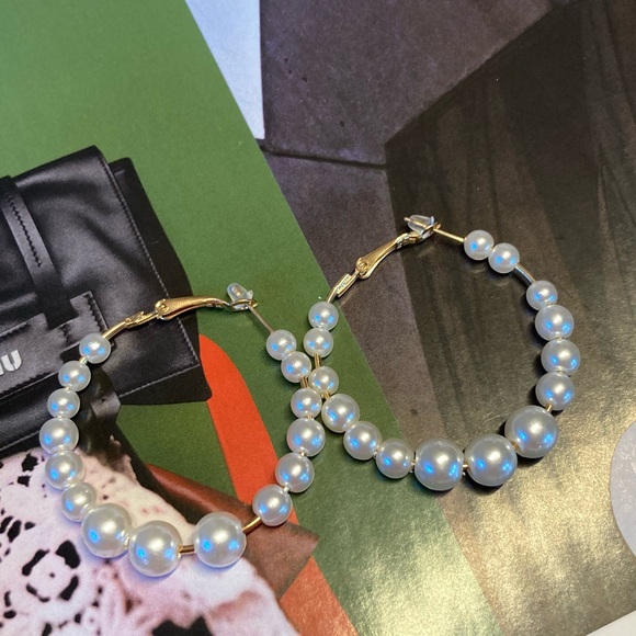 Pearl Hoop Earrings - Picture 3 of 4